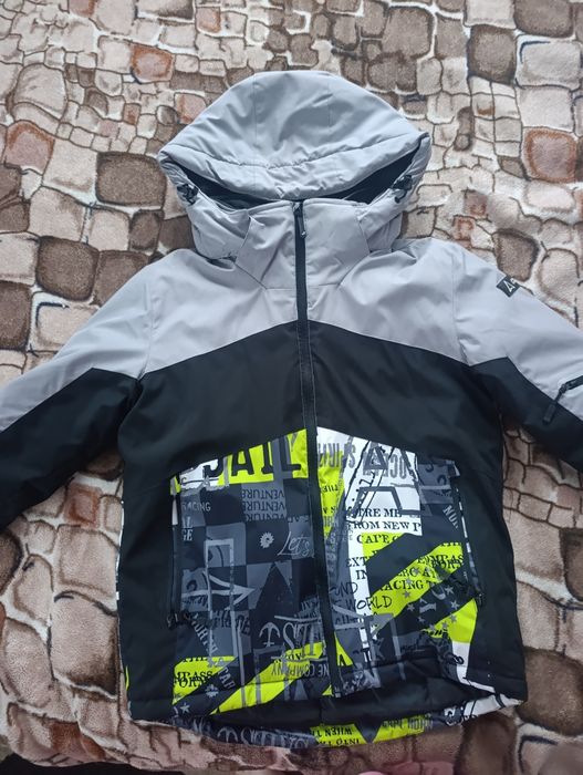 Зимова куртка на хлопчика