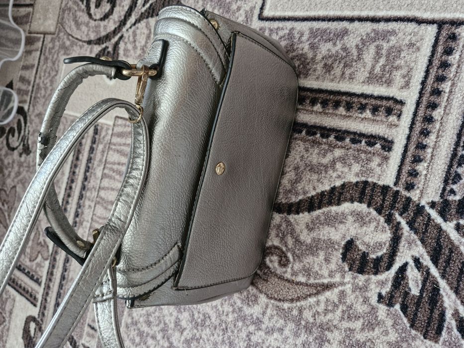 Вмістка жіноча сумочка