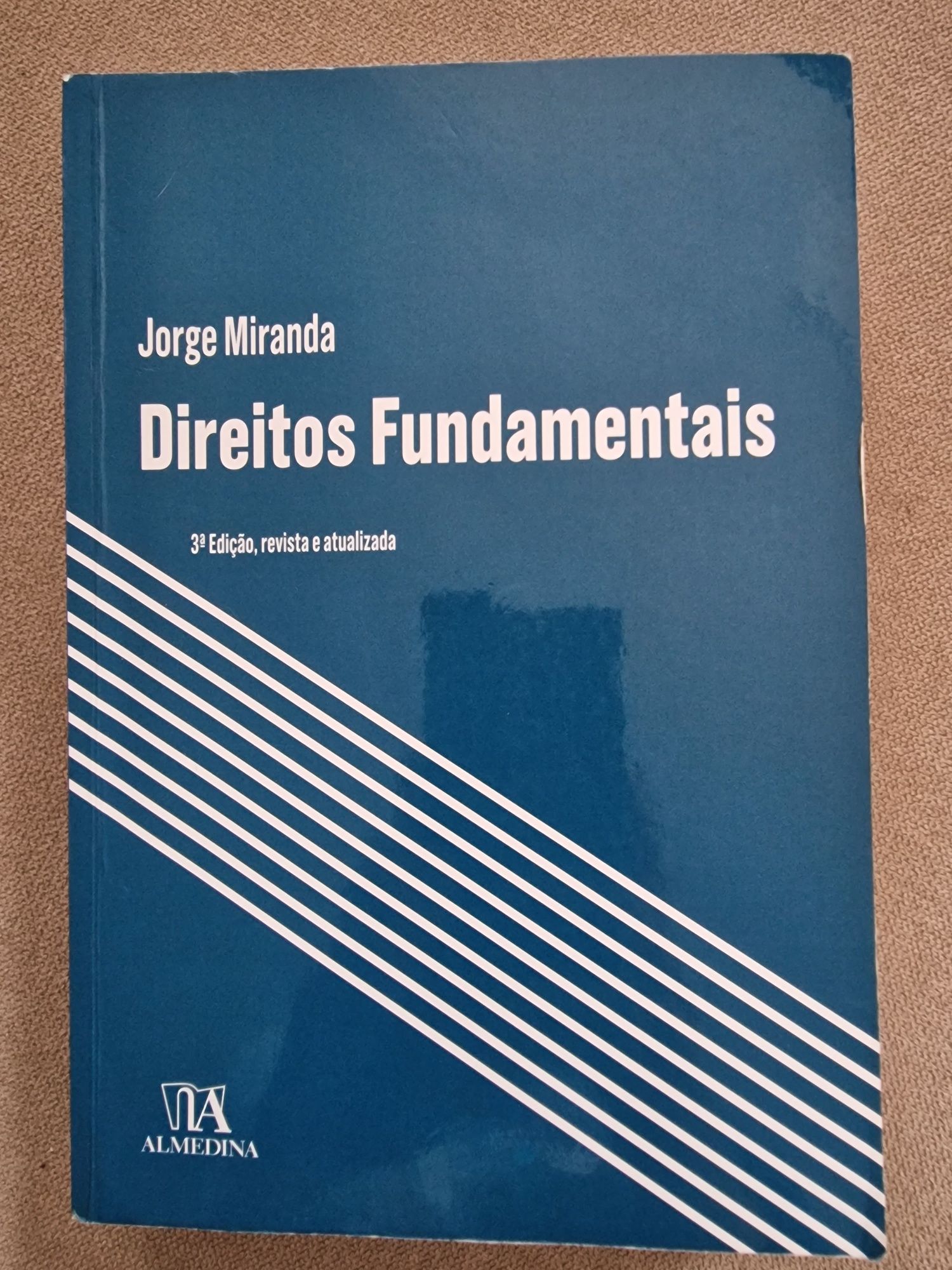 Manuais de Direito