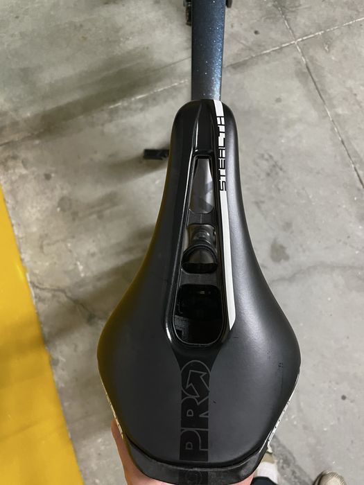 Scott addict RC (guiador integrado SL, rodas carbono speedsix)