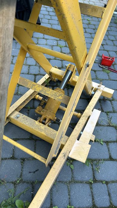 Рампа для складання мотоциклів