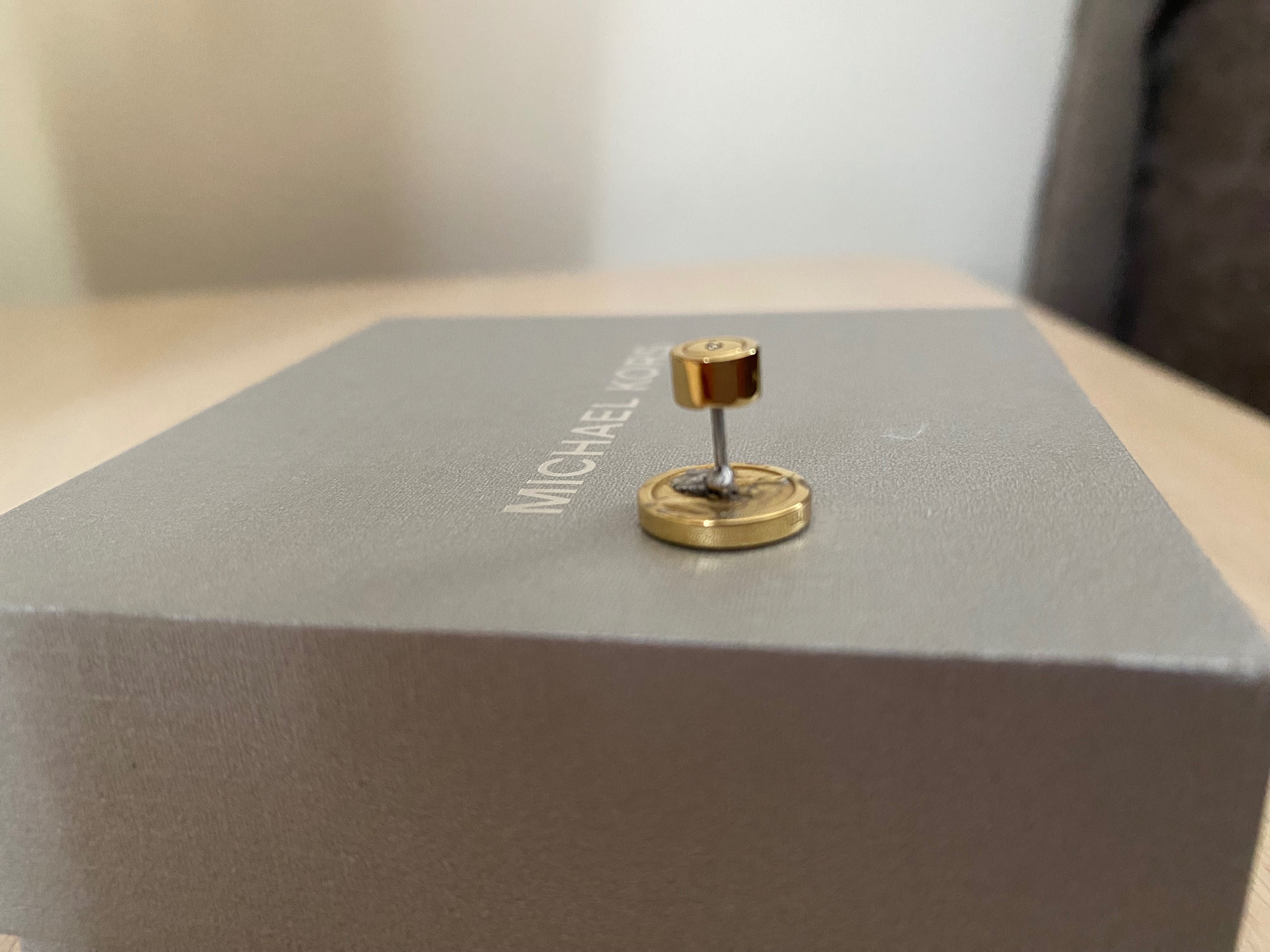 Сережки MK , нові, 800 грн