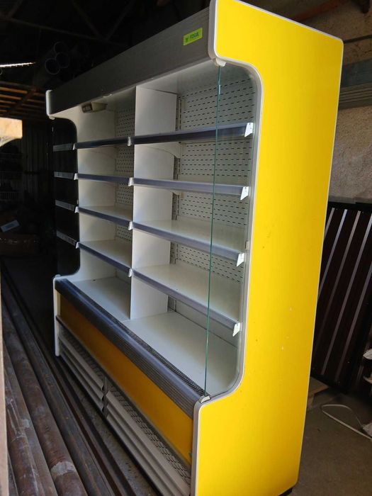 Холодильник Холодильна вітрина