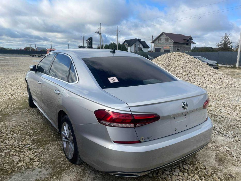 Продам 2020 VOLKSWAGEN PASSAT SE авто розмитнене 127т км пробігу