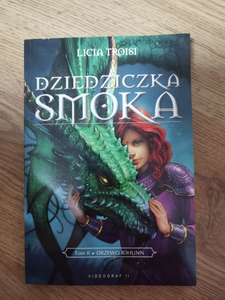 Licia Troisi -Dziedziczka smoka Tom 2 - Drzewo Idhunn