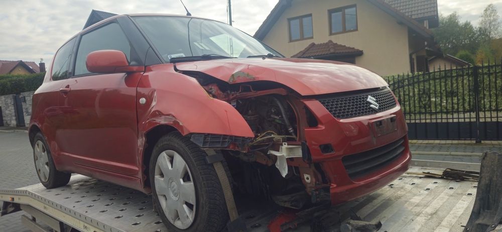 Suzuki Swift 1.3 LPG 2009 Rok Krajówka Pierszy Własciciel Przebieg 98