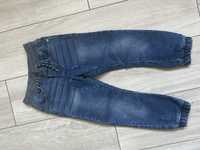 Spodnie jeansy chłopięce 110 116