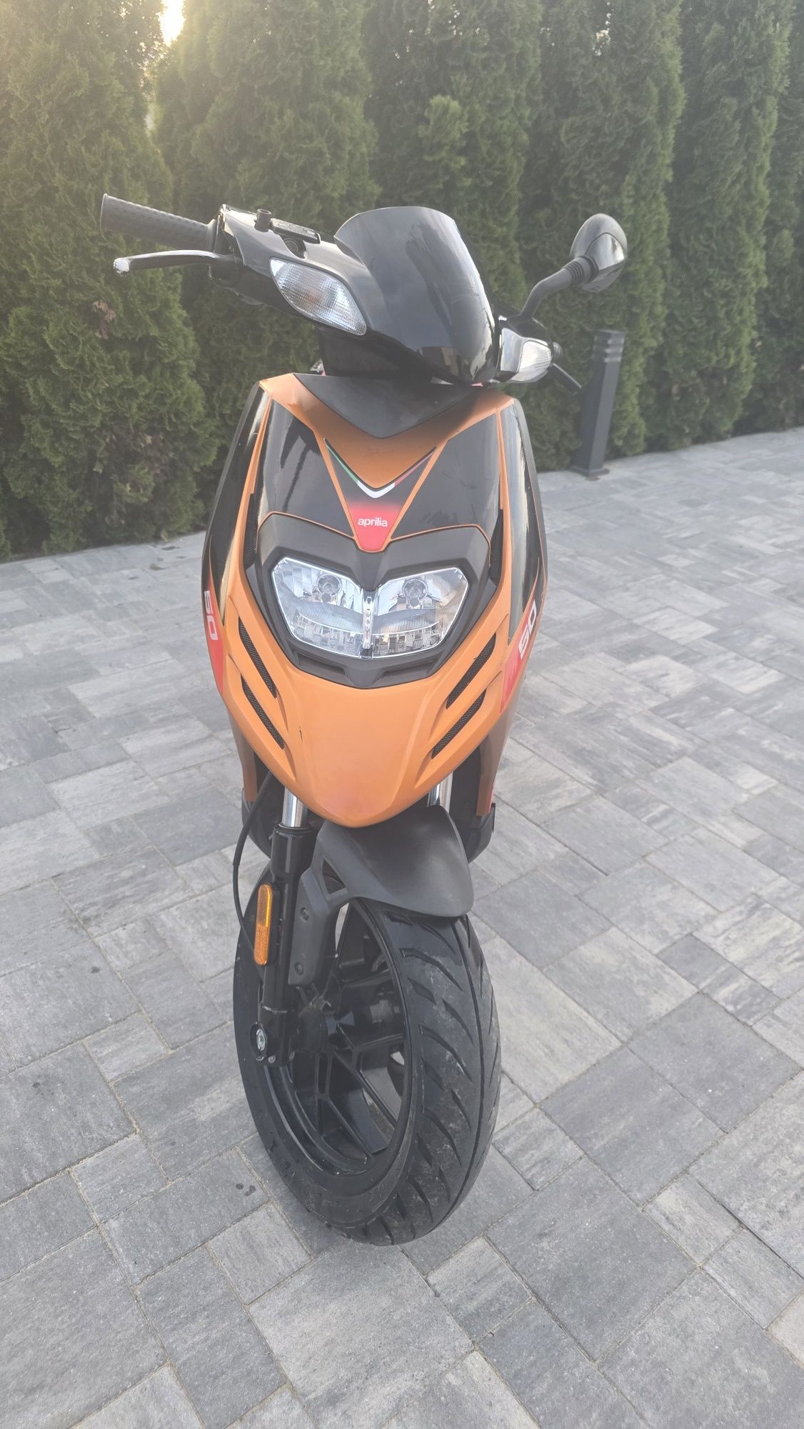 Piaggio aprlla 50 cm³ | 2012 | 18 500 km | 5000 zł

Sprzedam skuter Pi