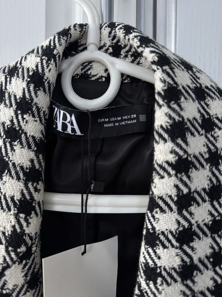 Піджак ZARA новий
