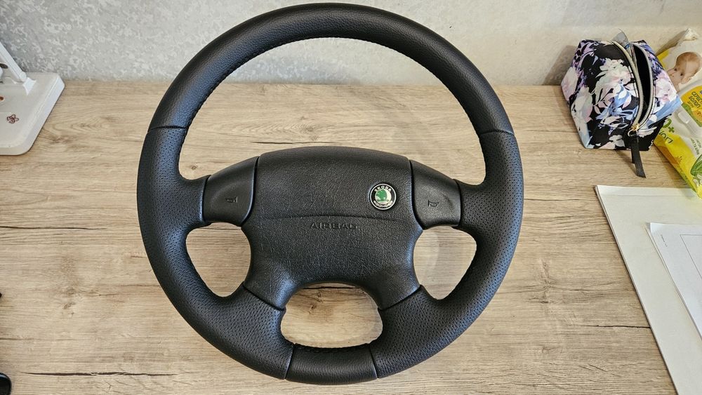 Кермо/Руль VW Golf 3/Vento/Passat B3/Skoda Felicia/Seat, відновлене