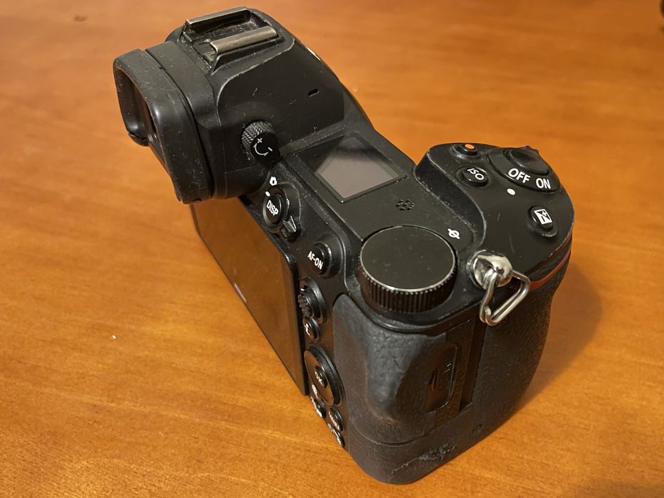 Nikon Z6 + Nikon FTZ + Tokina 17-35 F4.0 + Cartao 128 GB + Extras