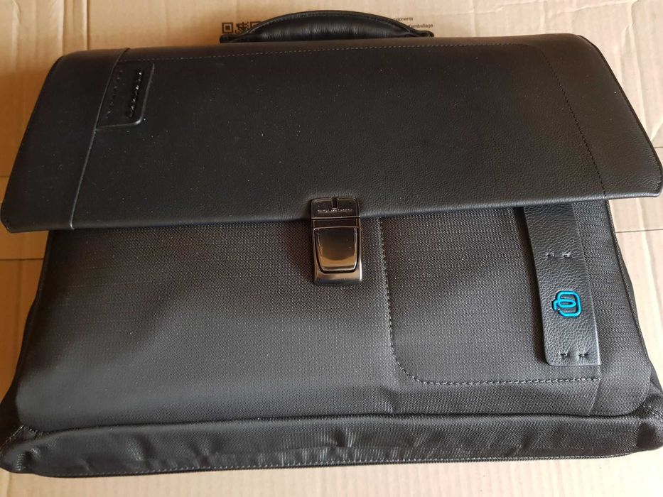 Piquadro teczka biznesowa, torba na laptopa, skórzana