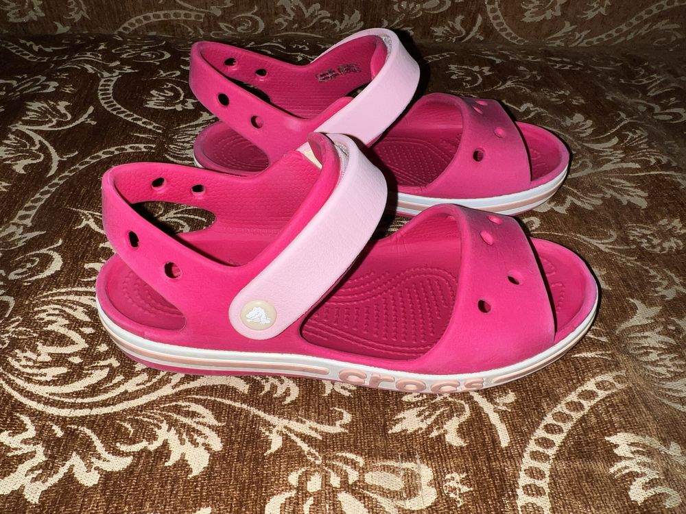 Босоніжки CROCS