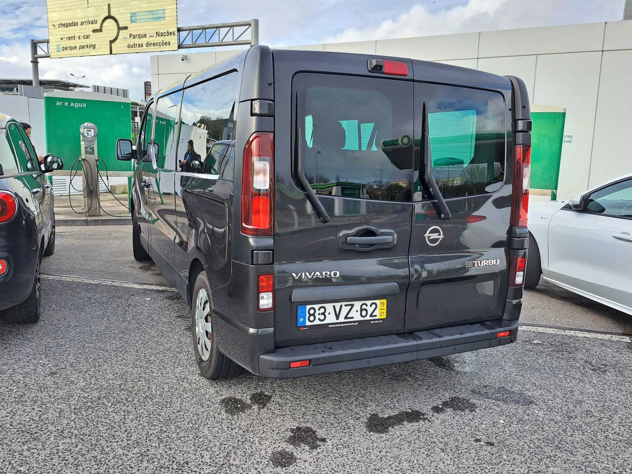 Opel Vivaro longa 9 lugares com iva dedutivel