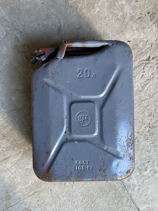 Каністра металева на 20 літрів