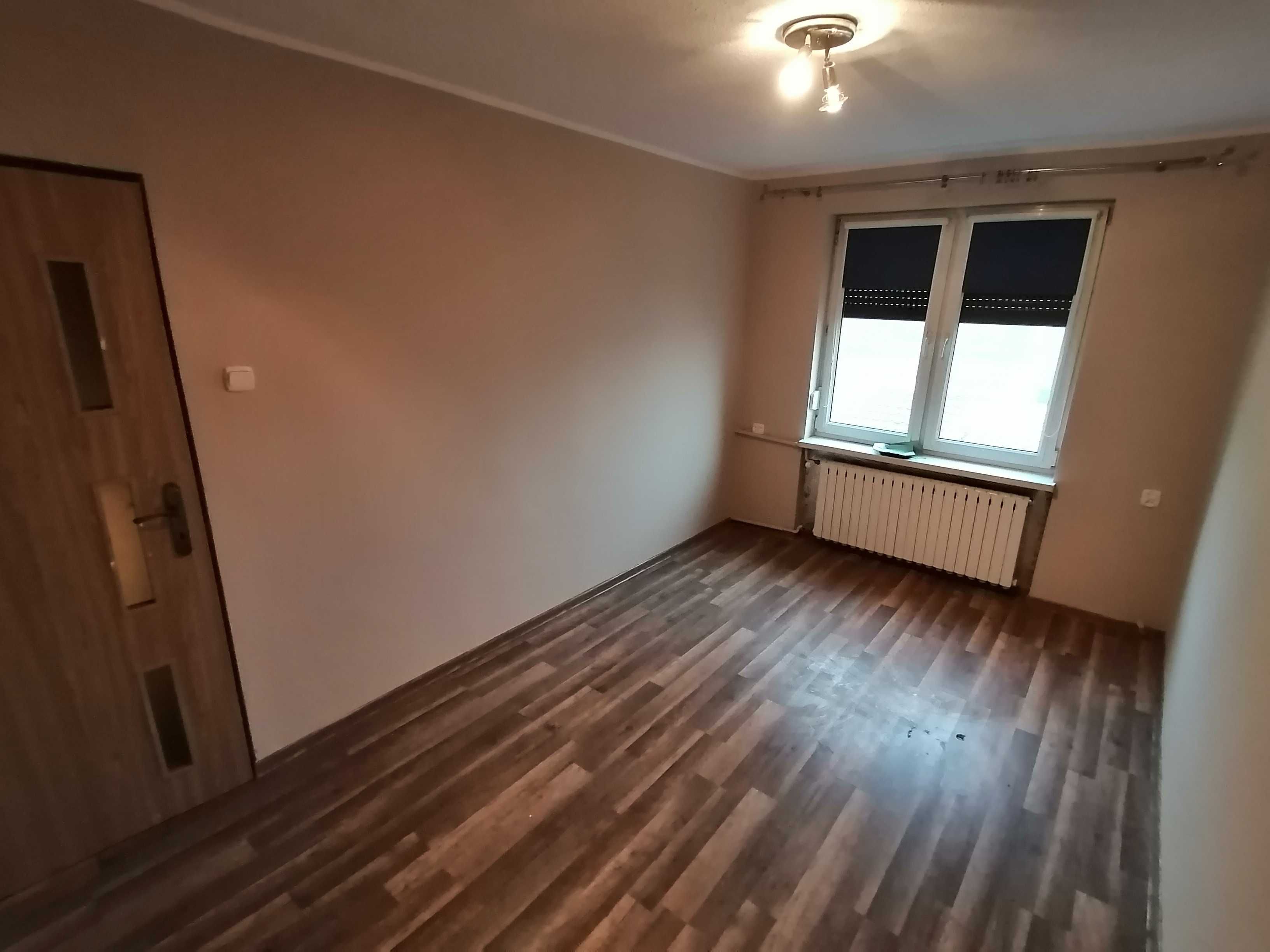 Mieszkanie z balkonem do wynajęcia w domu wolnostojącym