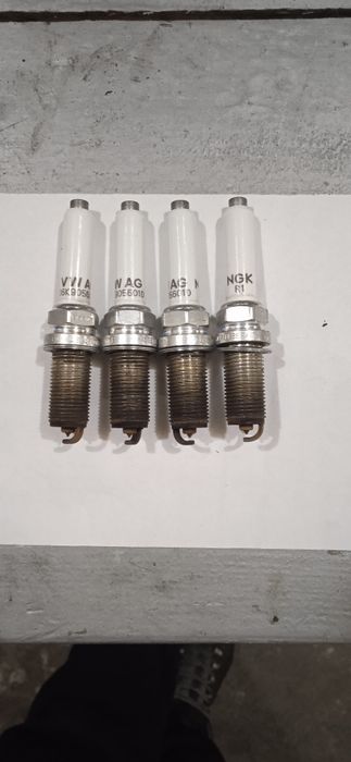 Продам свічки запалювання