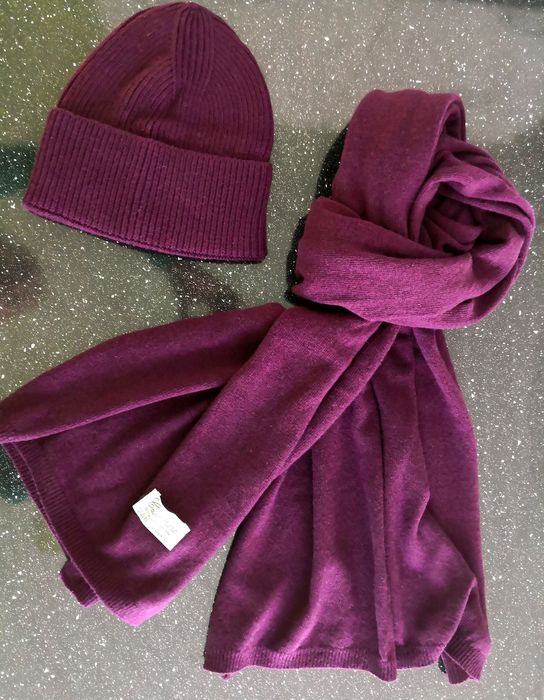Śliwkowy komplet kaszmirowy czapka i szalik Cashmere