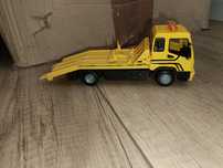 Model samochodu auto laweta bburago 1:43