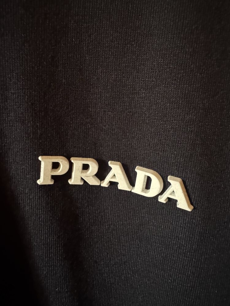 T-Shirt Prada Milano - 2 cores disponiveis