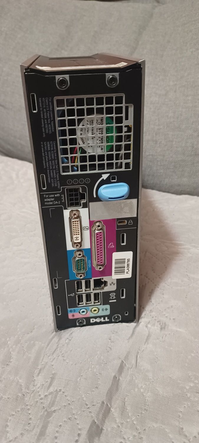 Mały komputer Dell Optiplex 755