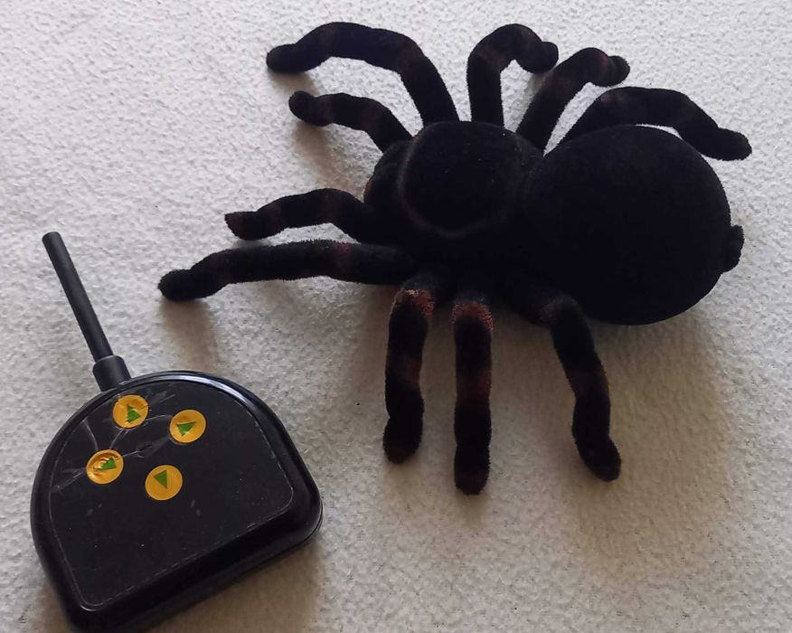 tarantula pająk RC duży zdalnie sterowany  Uszkodzony pilot