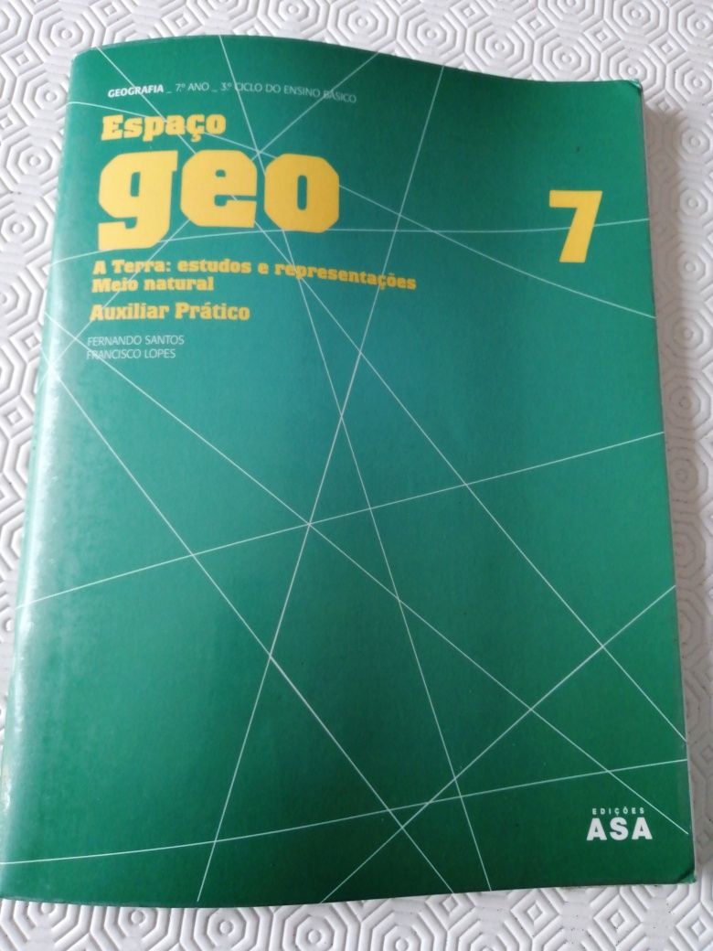 Manual e caderno atividades Geografia 7o ano