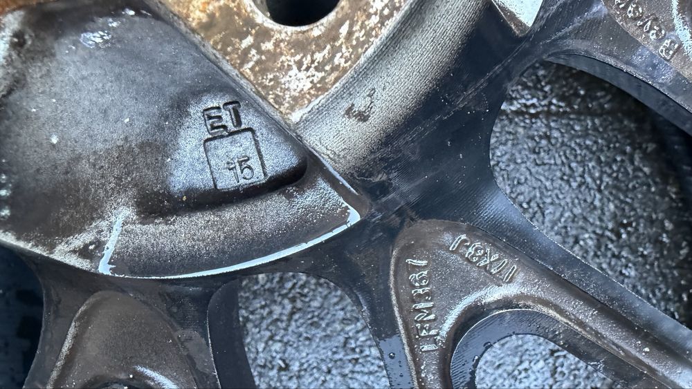 5/120/17 BMW , ET 15