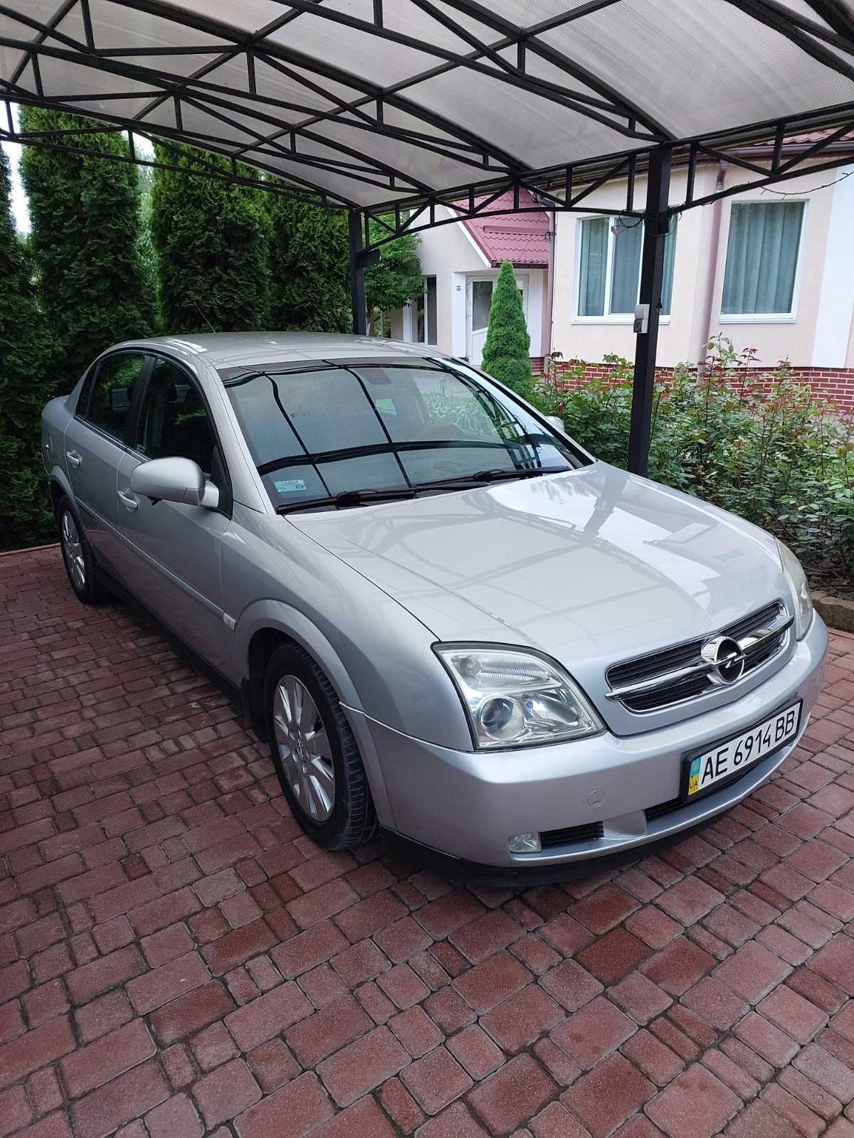 Opel Vectra C 2003 2,2 бензин автомат