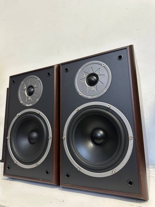 180 Watt! Kolumny Magnat Monitor Supreme 200