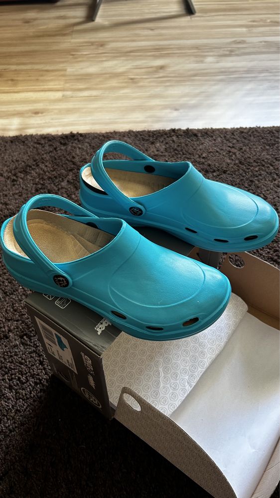 Obuwie medyczne ala Crocs roz 37 klapki crocsy