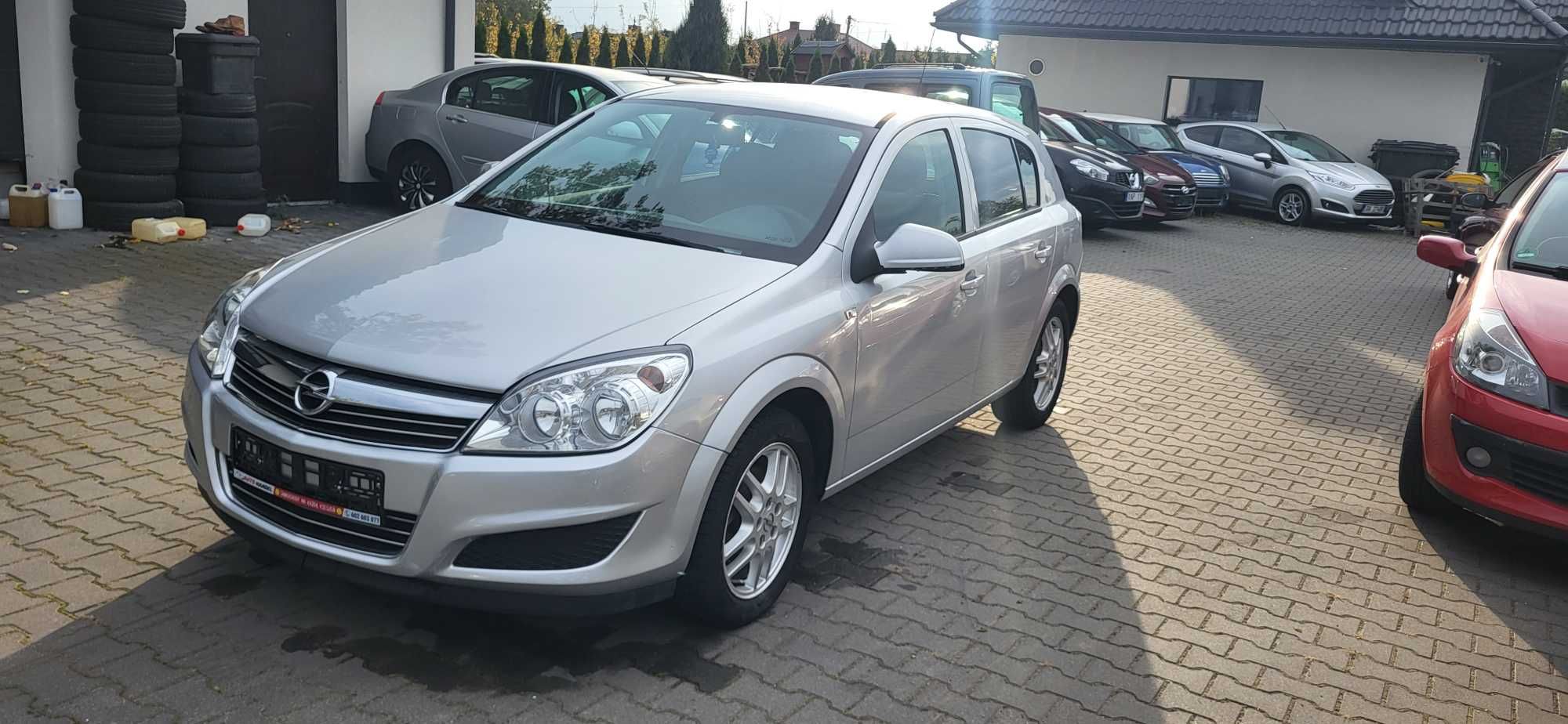 Opel Astra 1,6 16V bez rdzy, climatronic