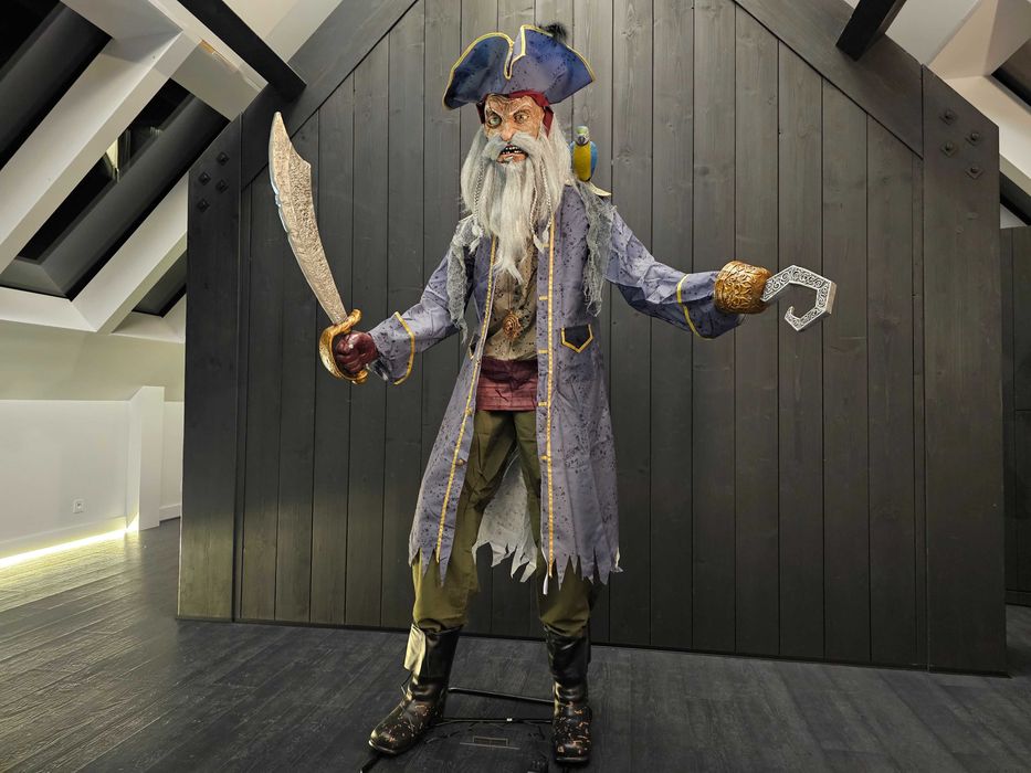 Animowany Kapitan Cuts - Halloween USA 215cm XXL Ruchomy LED