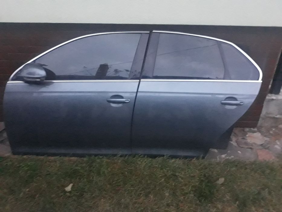 Двери дверь дверка jetta 5 passat b5 b6 seat altea toledo В НАЯВНОСТІ