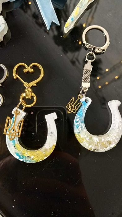 Новорічні іграшки