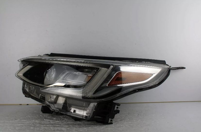 Фара левая правая Subaru Outback Legacy B16 2020 2021 2022