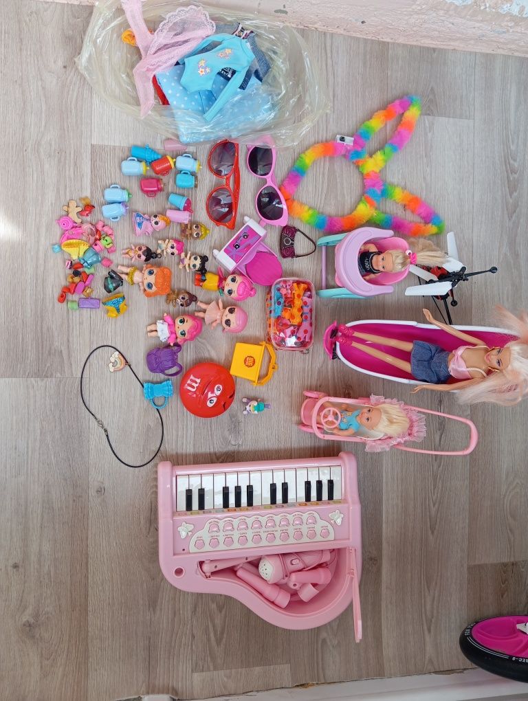 Игрушки одним лотом