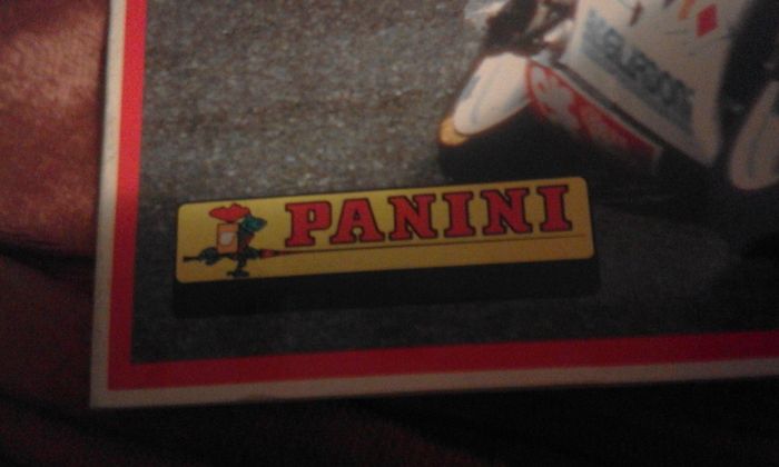 Vendo caderneta de Motos da Panini