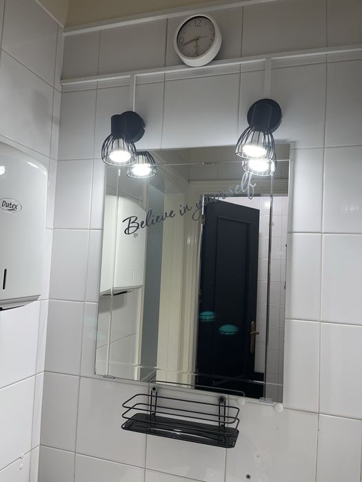 2 focos de luz usados