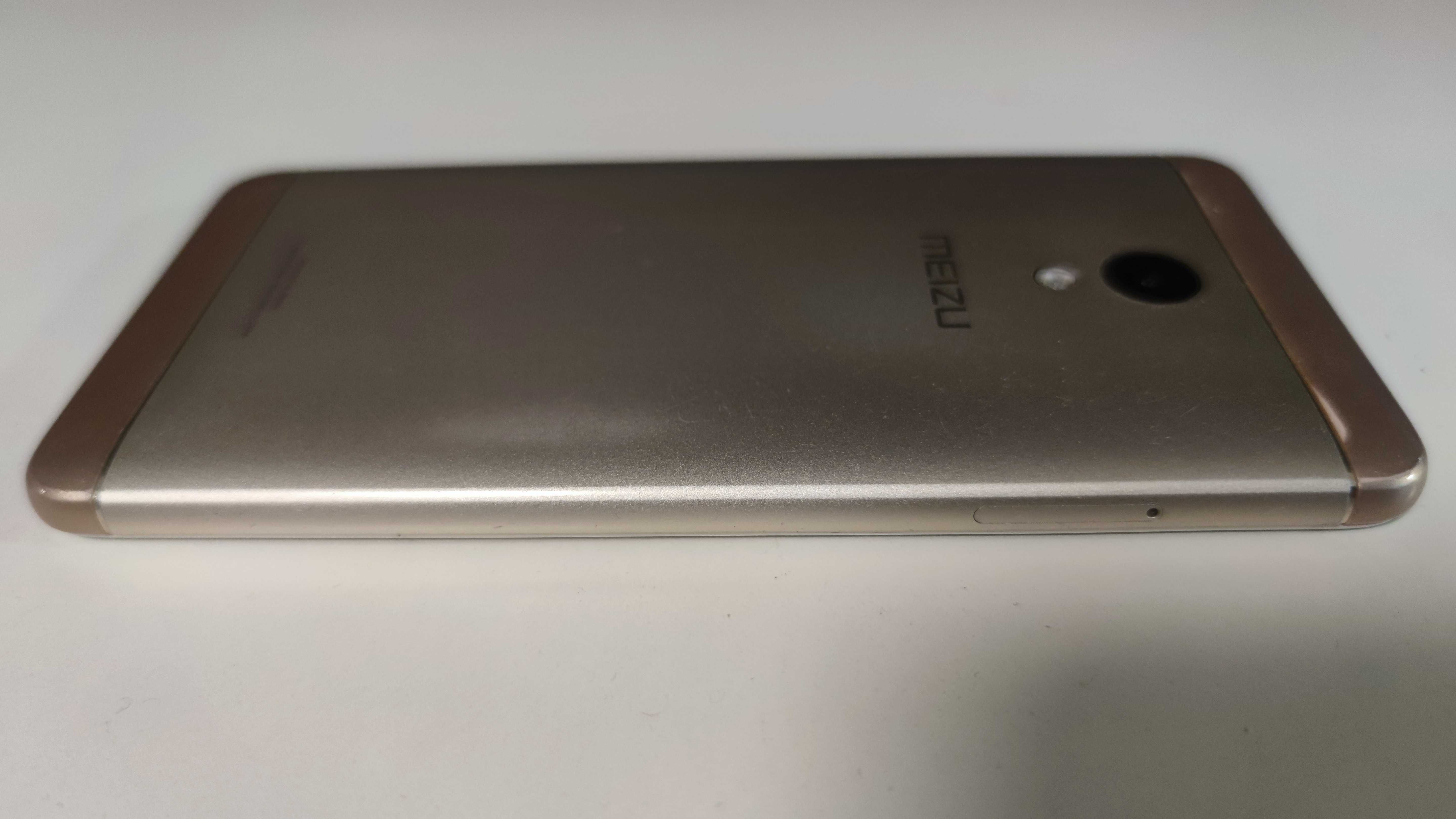 Meizu M5s Gold (модель M612H) 3/32Gb, отличное состояние