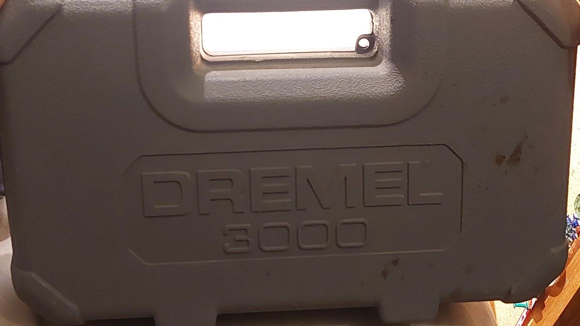 Dremel. Wałek giętki Dremel 225