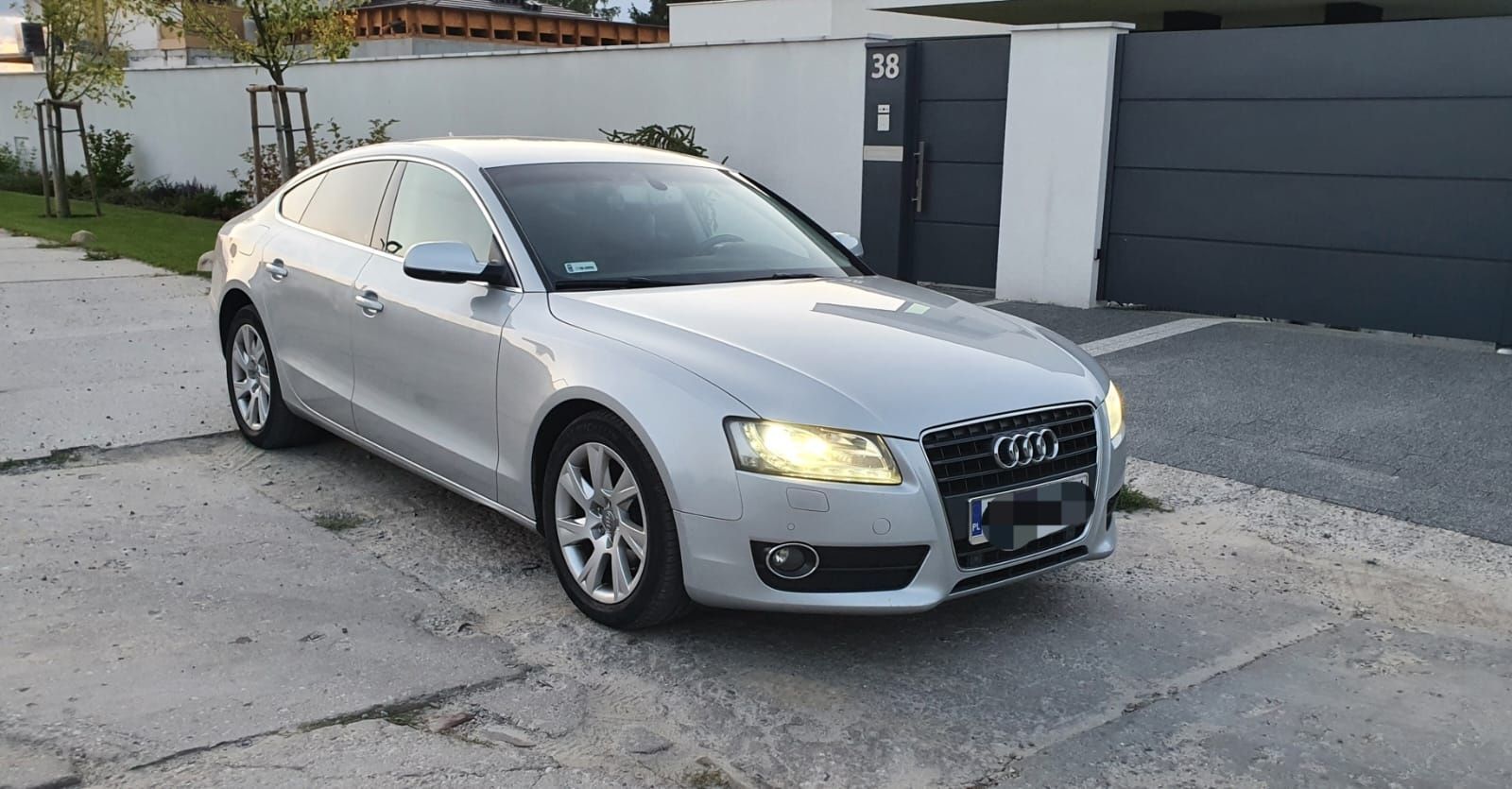 Audi a5 sportback stan bdb.