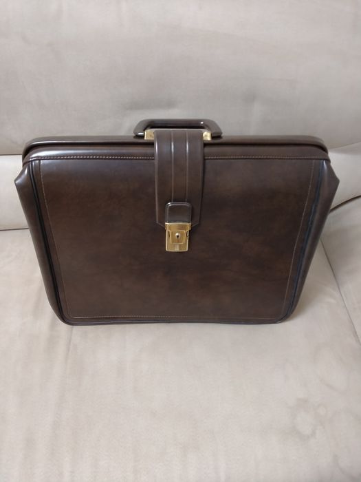 Портфель кейс сумка 47-35-10см.