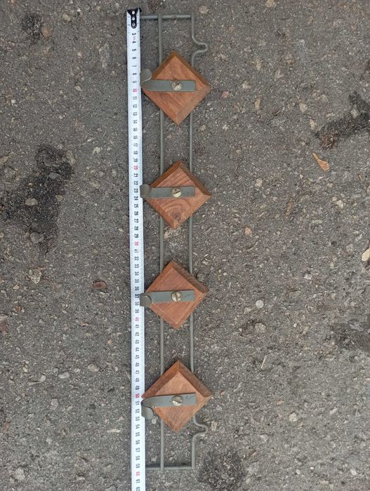 Вешалка настенная б/у