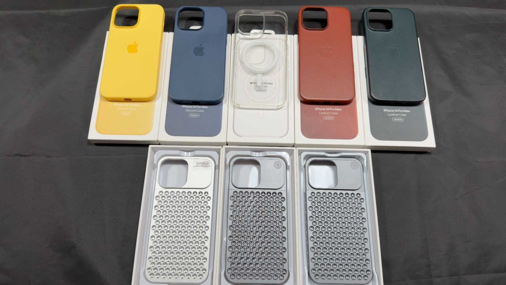 8 Capas usadas para Iphone 14 Pro Max - 5 originais 3 de aluminio.