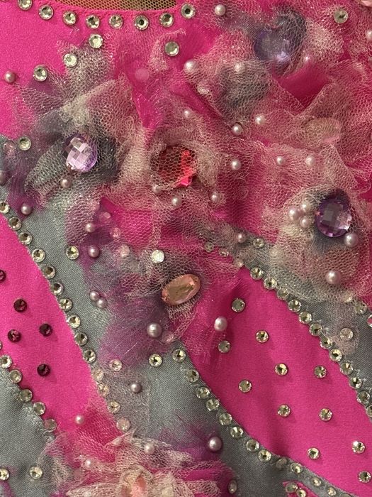 Strój startowy do gimnastyki artystycznej