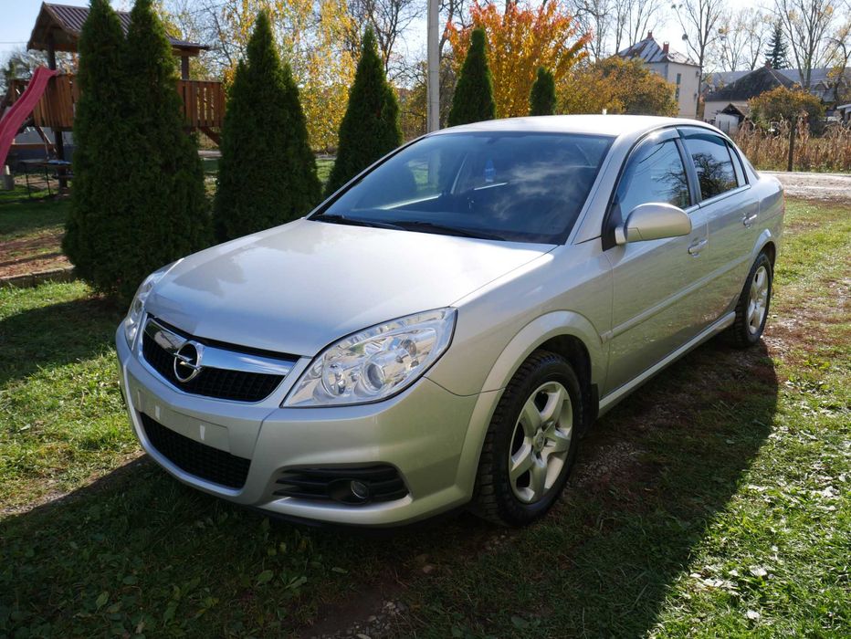 Продам НОВИЙ Opel Vectra C, офіційний
