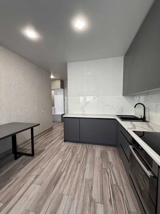 Впервые в продаже! 2 ком. квартира 57 м2 в ЖК Мира 3 (22918)