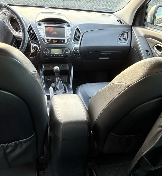 Hyundai ix35   Benzyna -LPG poj skokowa silnika 2.0