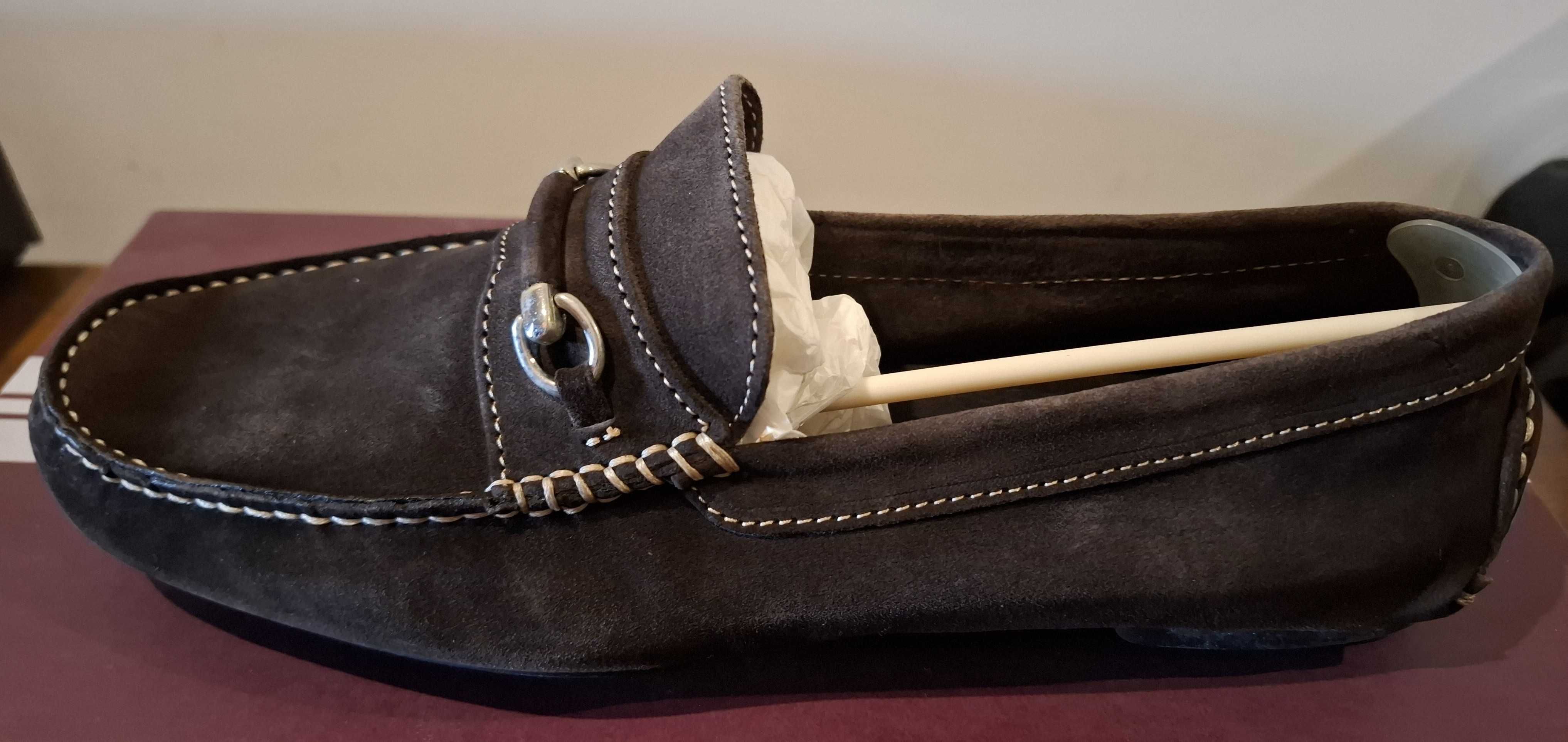 Sapatos novos castanhos escuros Bruno Magli 41.5 - SALDO
